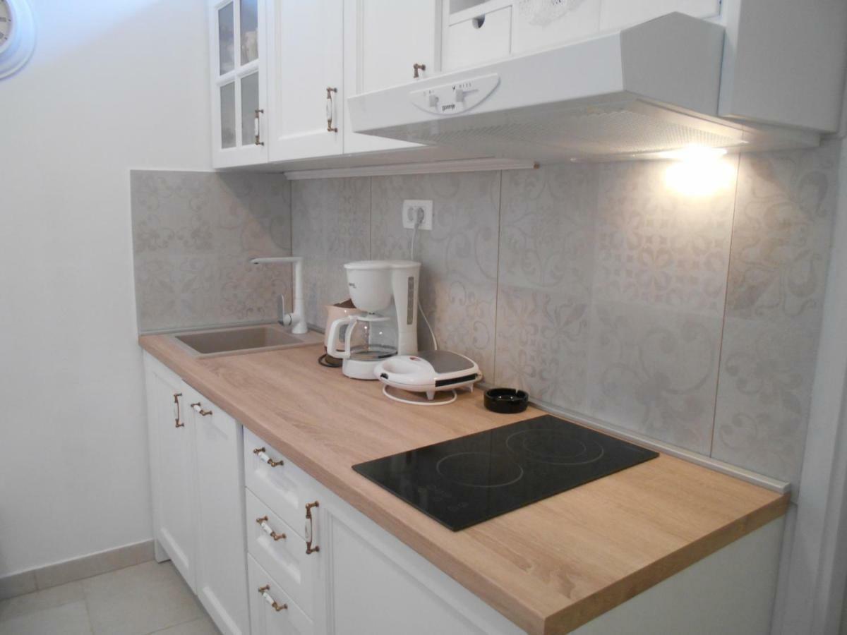 Seaview Apartment Marinov - Bilo, Primošten Exterior foto